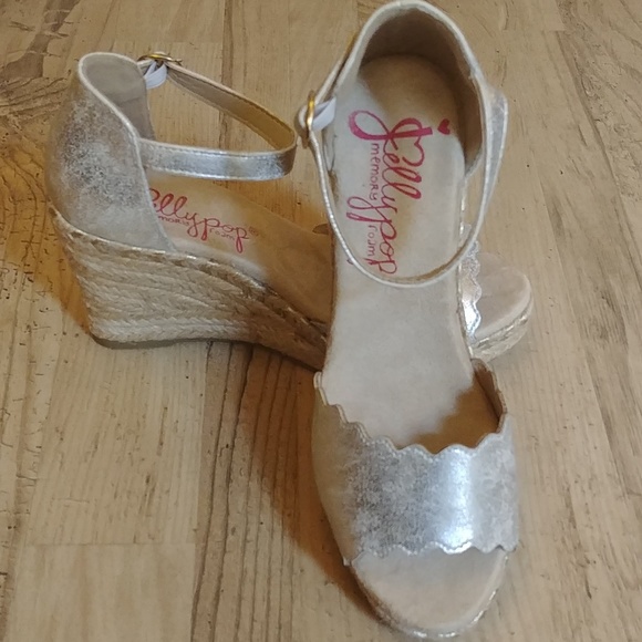 NEW Jellypop Memory Foam Metallic Espadrille Wedge Sandals - Picture 2 of 8